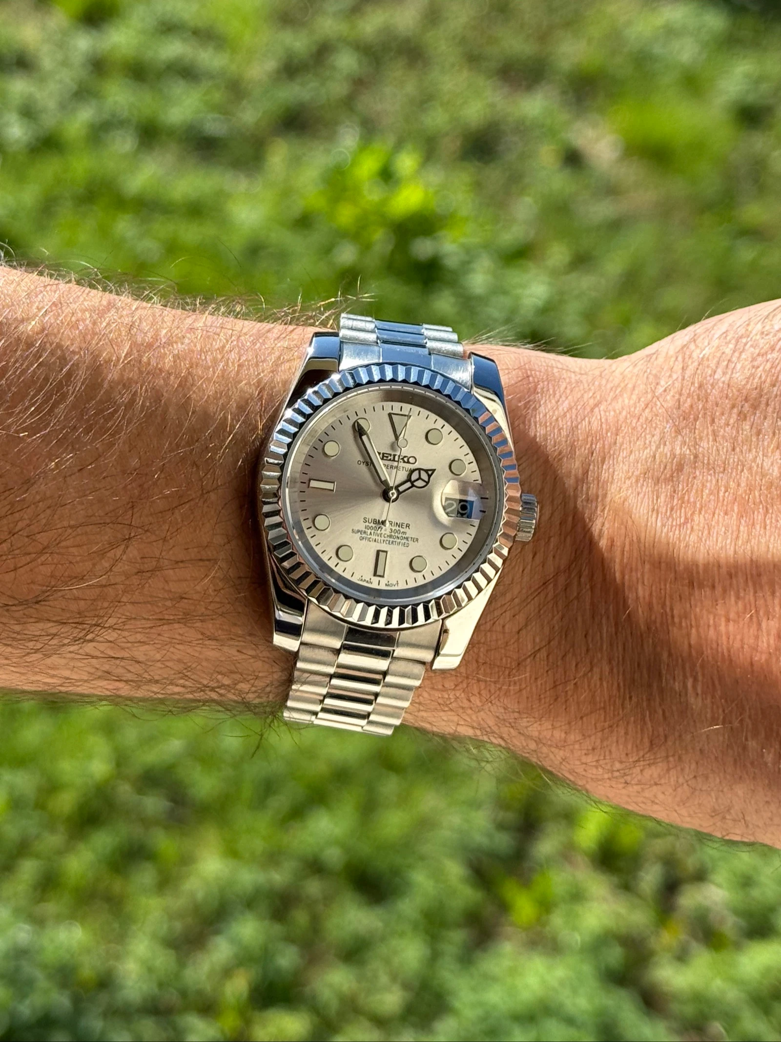 Seiko Mod NH35 Automático 39 mm – Esfera Plateada – Cristal de Zafiro – Brazalete Presidente – Nuevo – photo 5